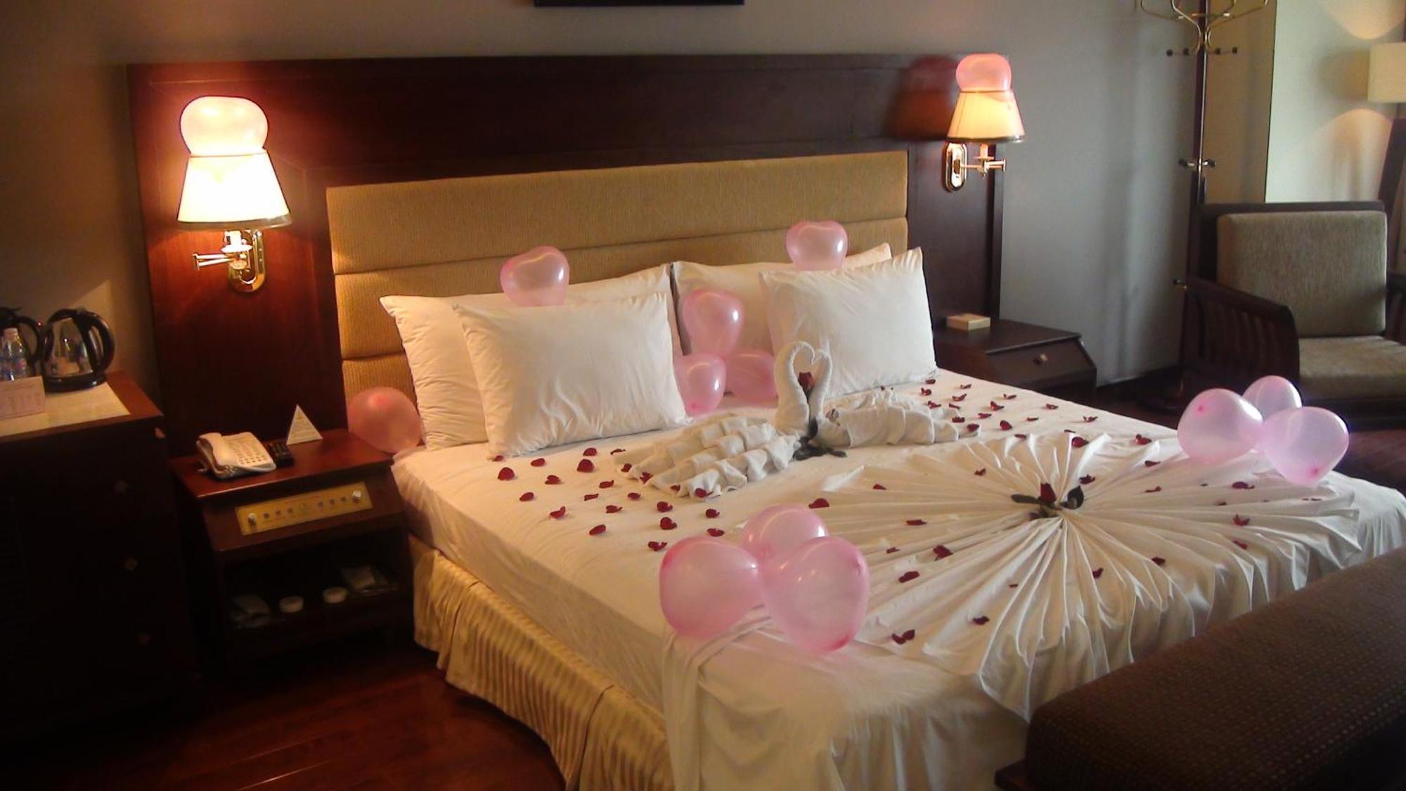 Majestic Mong Cai Hotel Room photo
